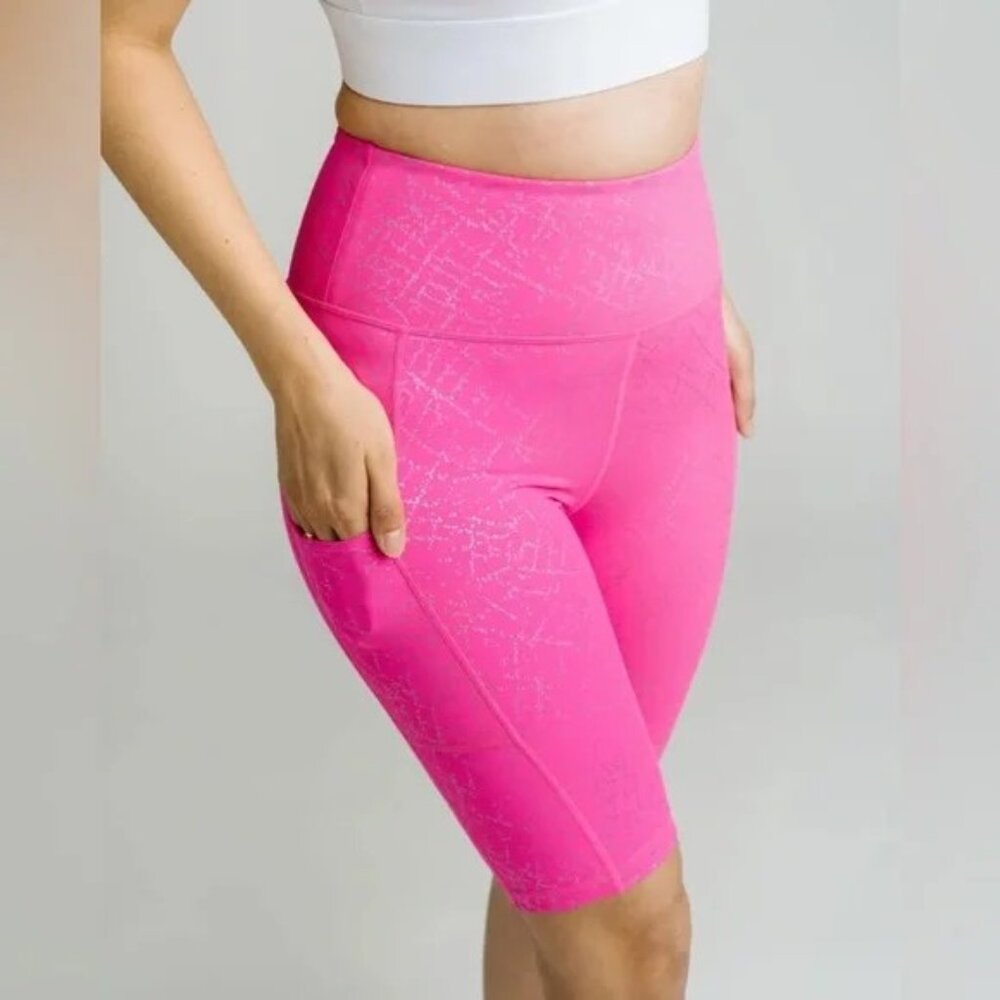 Zyia Active Oink Pizazz Pocket Light n Tight Hustle Bike Shorts w/ Pockets NWT